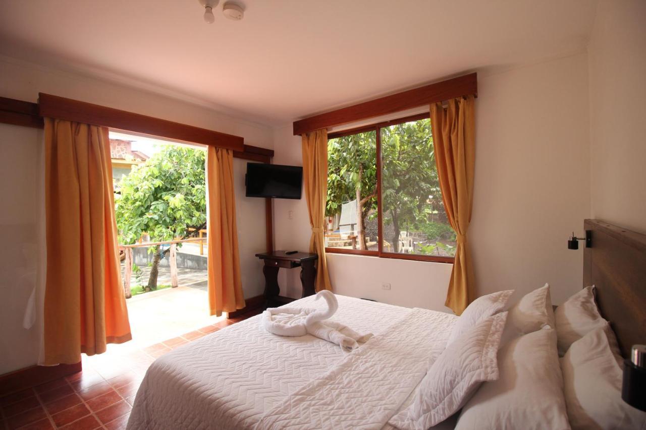 Lava House Hostal Puerto Ayora  Eksteriør bilde