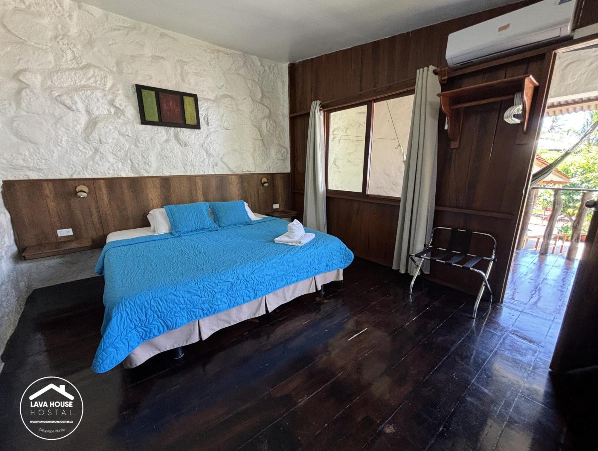 Lava House Hostal Puerto Ayora  Eksteriør bilde