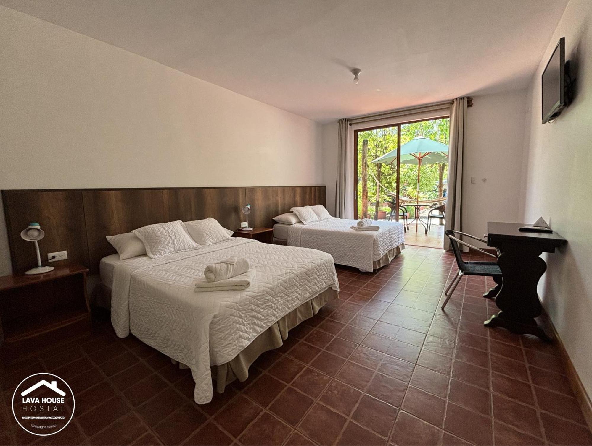 Lava House Hostal Puerto Ayora  Eksteriør bilde